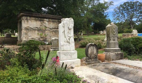 Oakland Cemetery